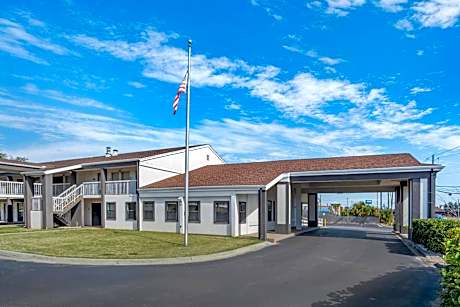 Quality Inn Panama City North