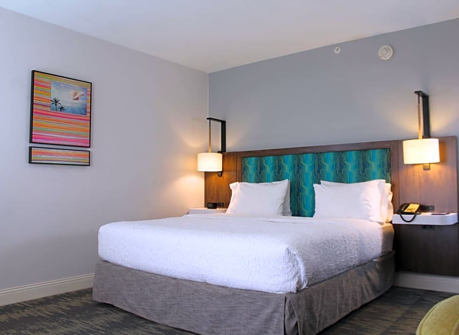 Hampton Inn By Hilton & Suites Sarasota/Bradenton-Airport