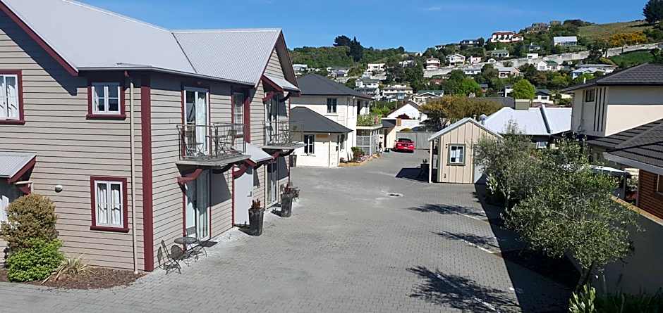 THE MEWS Oamaru
