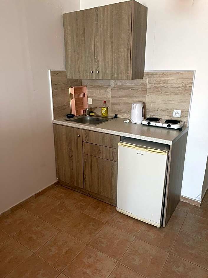 Studio Apartment — 1 fotoğraftan 1. fotoğraf