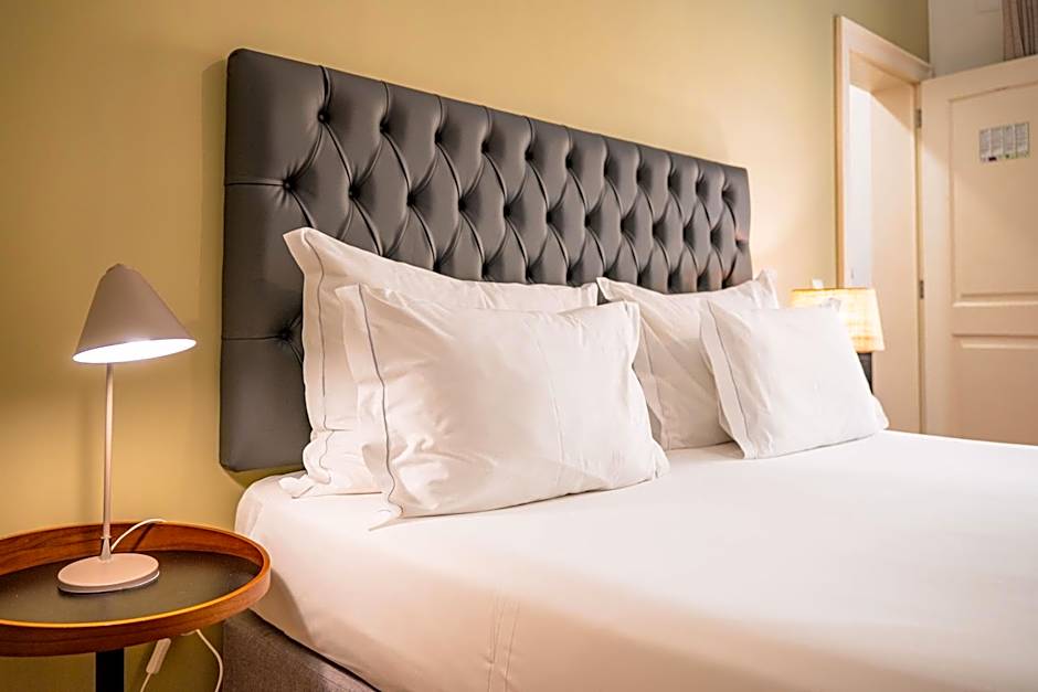 Casa do Bairro by Shiadu