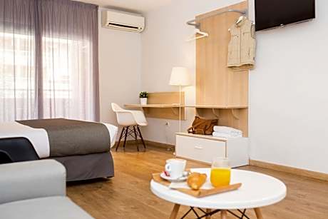 Triple Room with Balcony