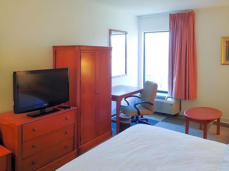 Comfort Inn & Suites Mt. Holly - Westampton