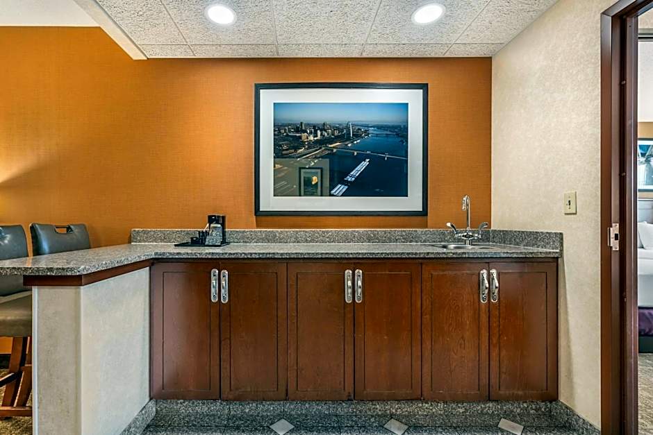 Drury Inn & Suites St. Louis near Forest Park