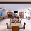 Holiday Inn Express & Suites Lexington Midtown By IHG