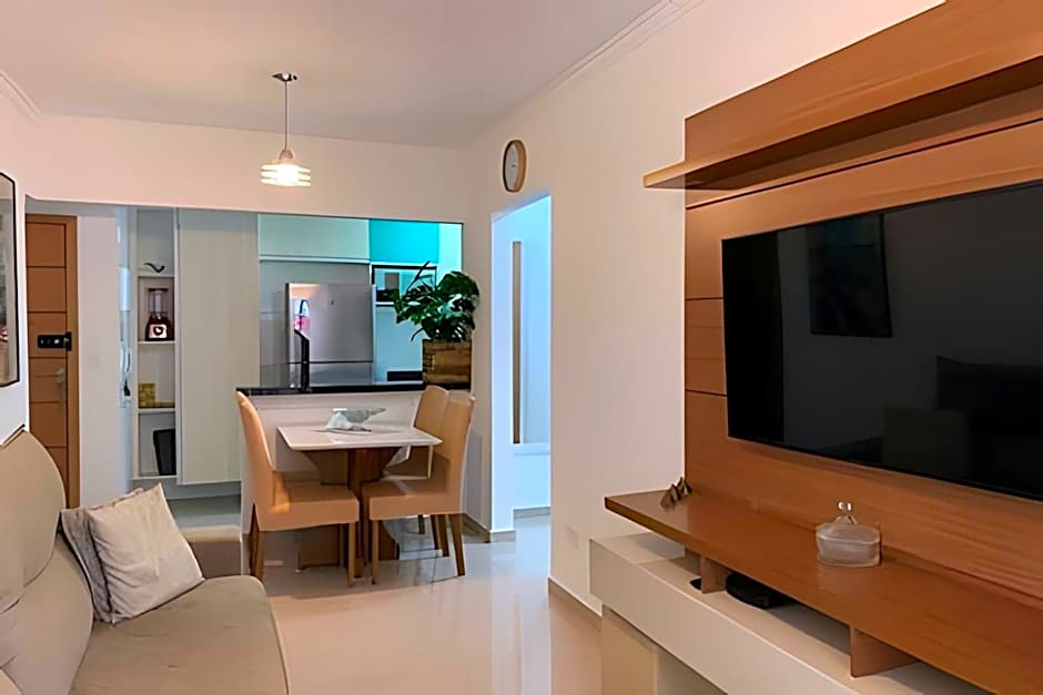 Apartamentos aconchegantes frente mar