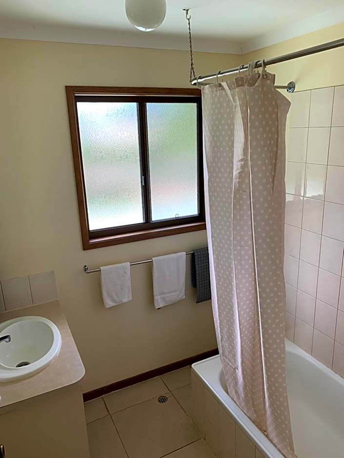 Montville Holiday Apartments