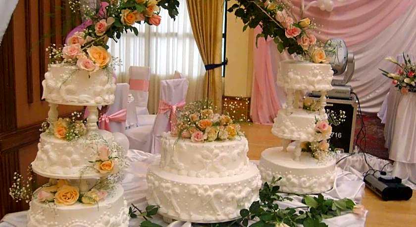Le Grande Plaza Hotel