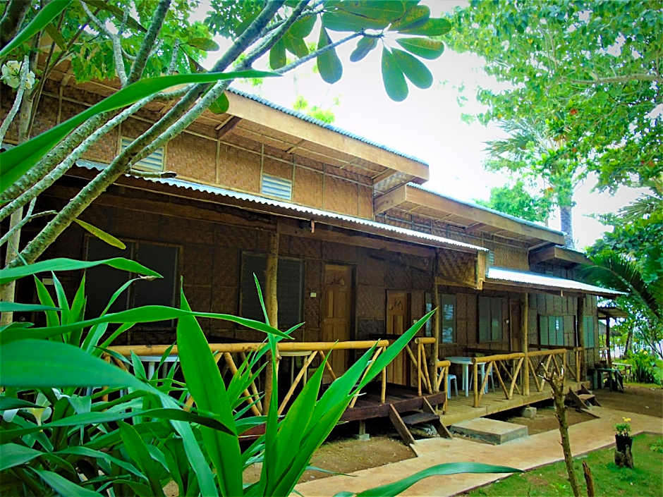 Toris Backpackers Paradise