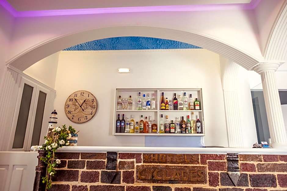 Cyclades Hotel