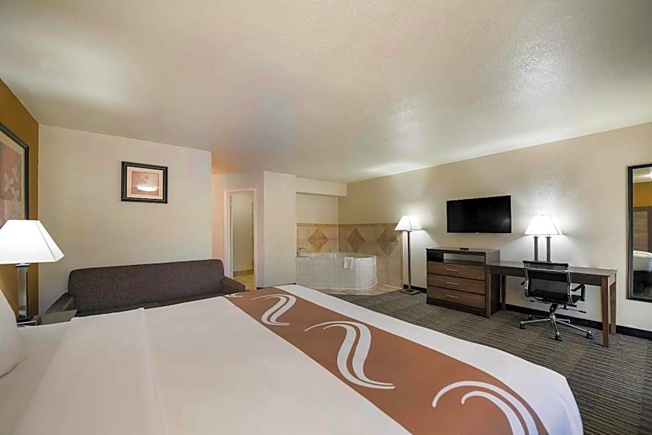 Quality Inn & Suites Lufkin