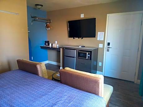 Queen Room - Disability Access/Non-Smoking