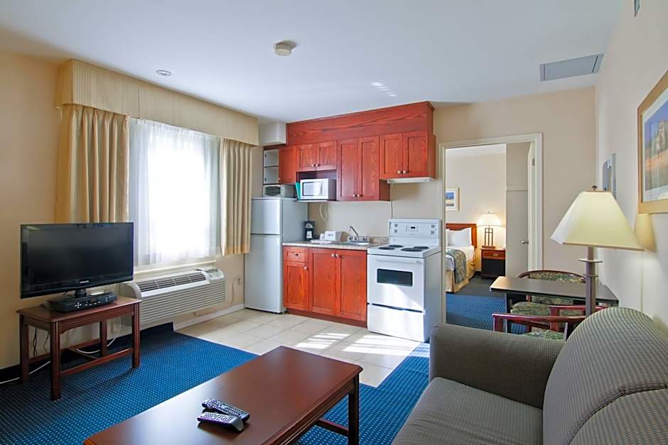 Travelodge by Wyndham Trenton