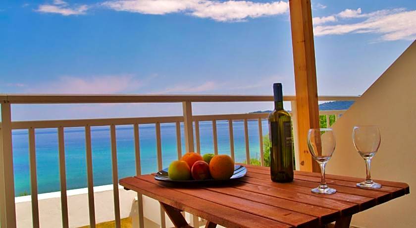 Maranton Beach Hotel