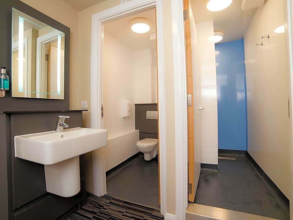 YHA Cambridge Hostel