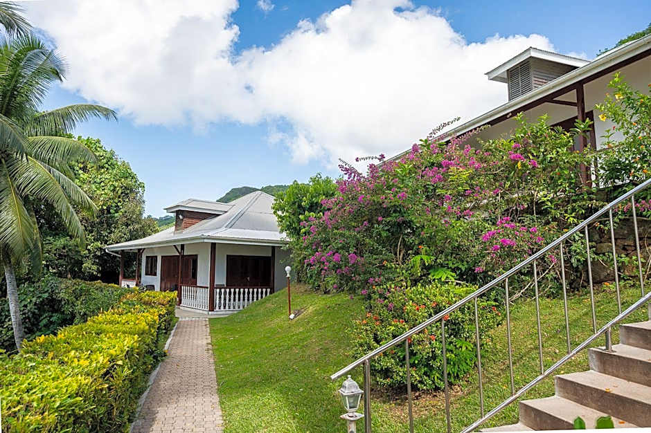 La Residence Villas & Studios