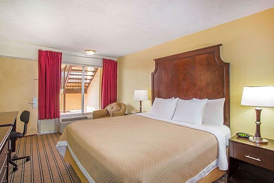 Days Inn by Wyndham Blytheville