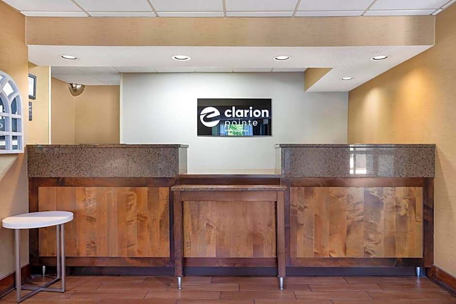 Clarion Pointe Cherokee