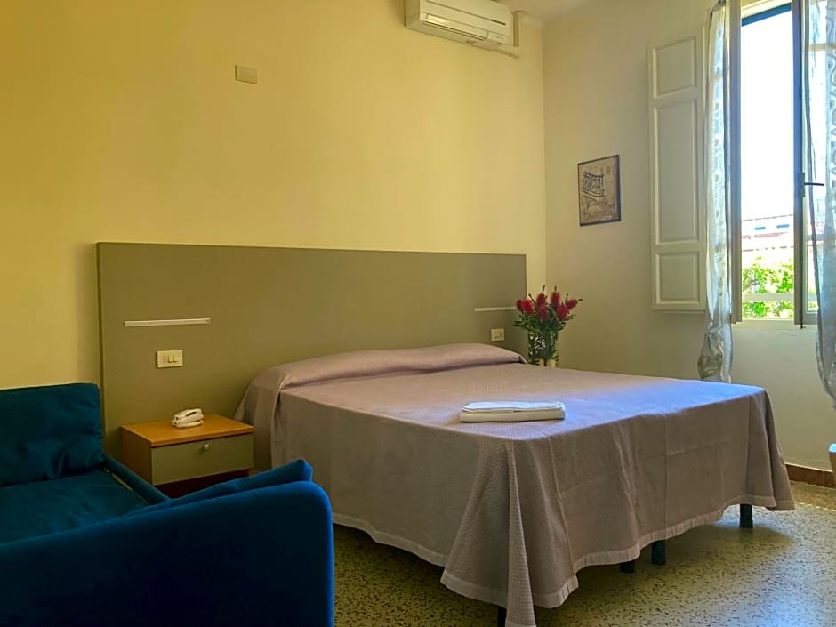 Hotel Verdesolemare