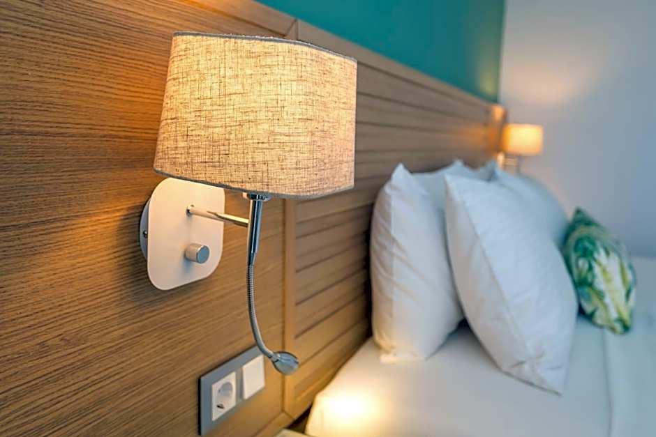 Palm Beach Hotel - Adults only