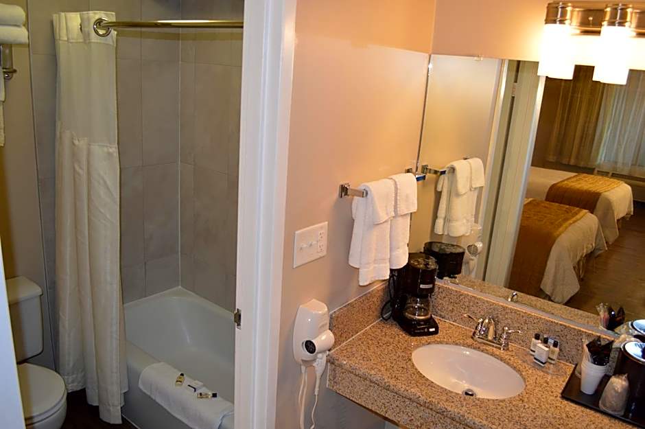 Laramie Valley Inn – Laramie, WY