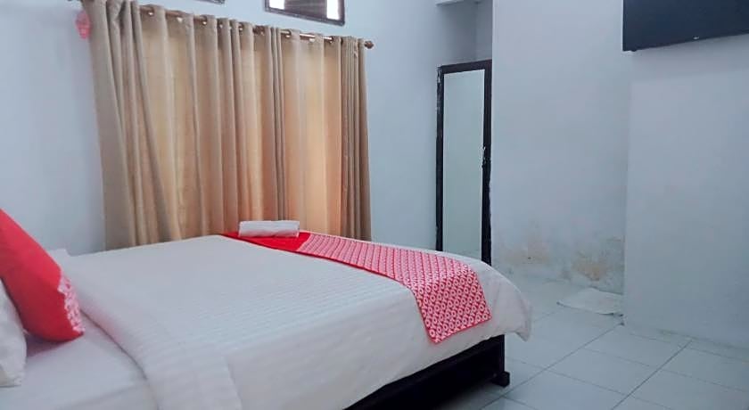 OYO 92561 Excellent Kost