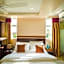 The White Harp Beach Hotel