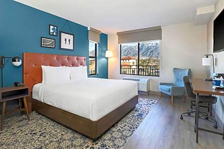 Guest Room, 1 King