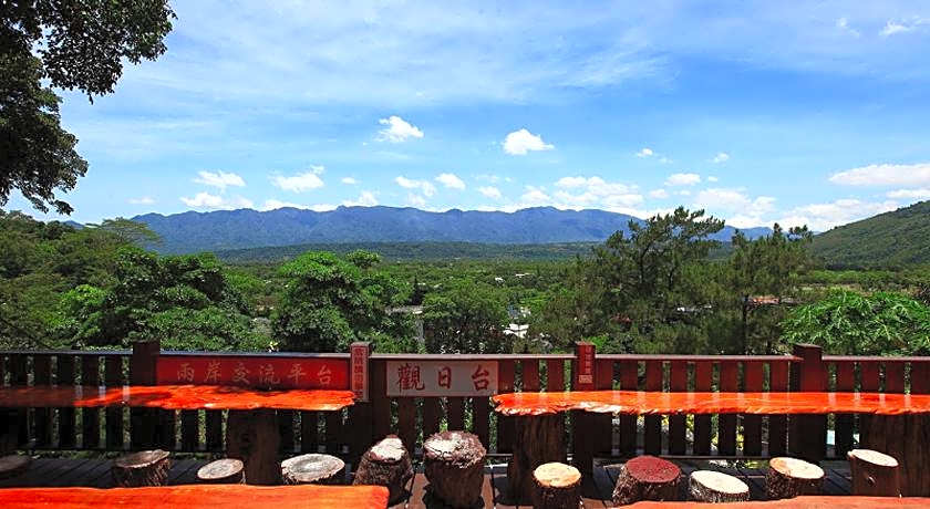 Ruei Suei Hot Spring Hotel