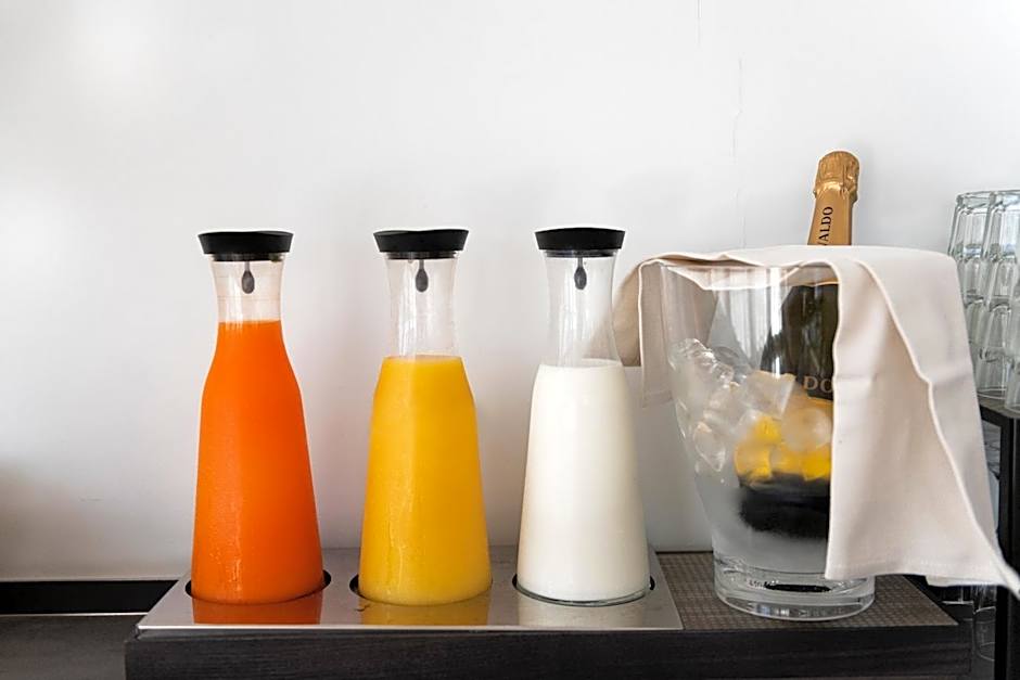 International Hotel & Suite - In prima fila sul lungomare