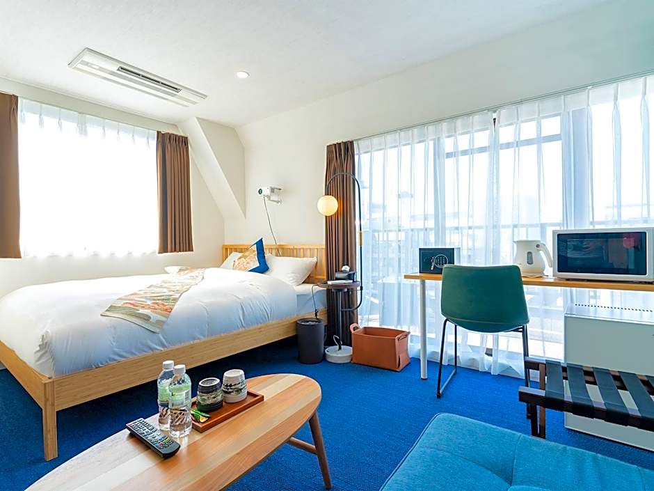 Kiba No Tsuru Crane Hotel