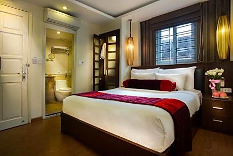 Deluxe with Quiet Room