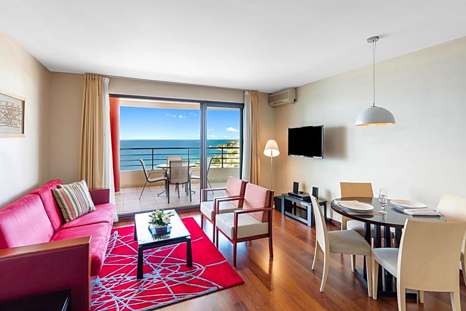 Ramada Hotel & Suites by Wyndham Noumea