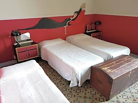 Classic Triple Room