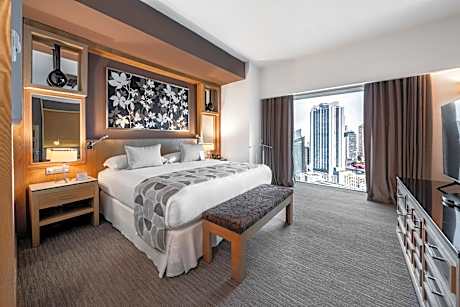 Package  Penthouse Apartment (In the heart of the city)