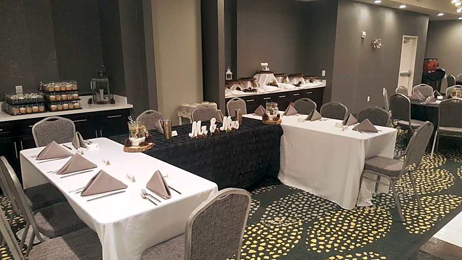 Holiday Inn & Suites Decatur-Forsyth By IHG