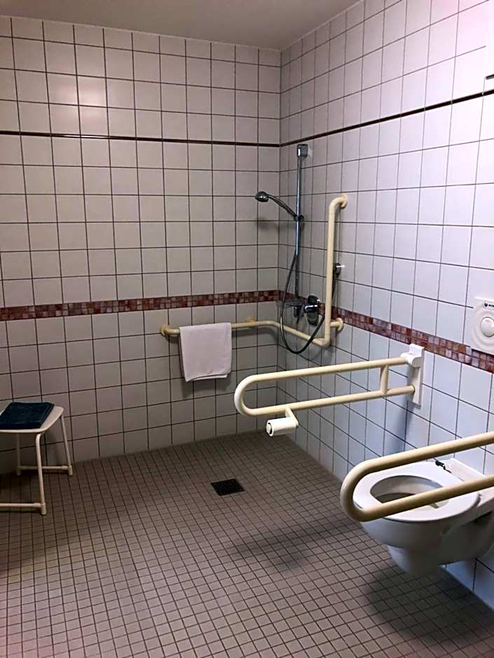 Spectrum Kirche Exerzitien-und Bildungshaus auf Mariahilf