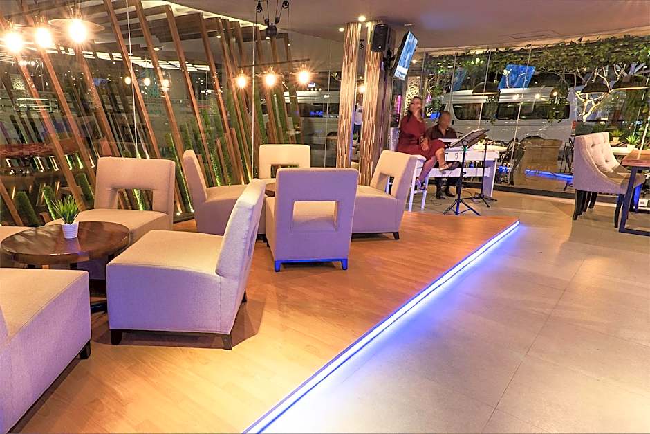Infinity8 Bali