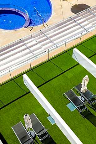 Superior Studio (3 Adults)