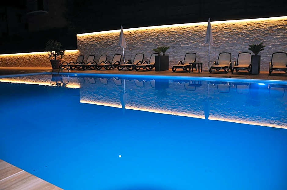 Green Park Hotel
