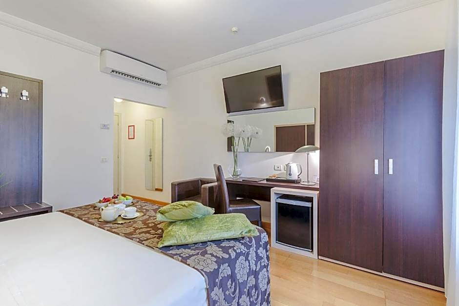 Hotel Hambros - Il Parco In Villa Banchieri