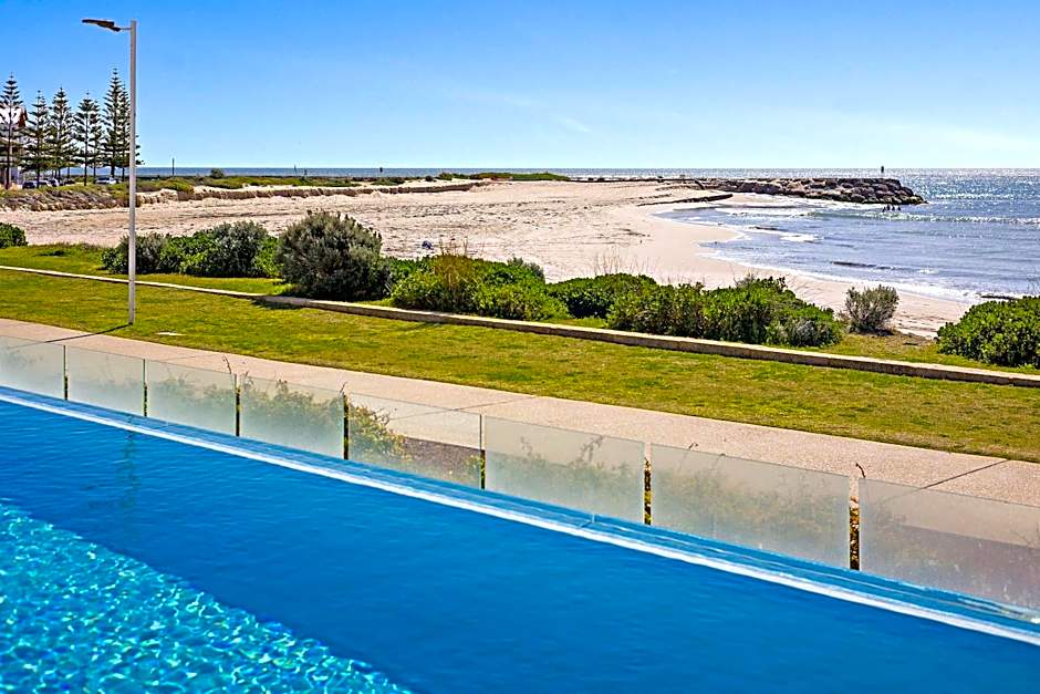 Mandurah Resort by the Beach
