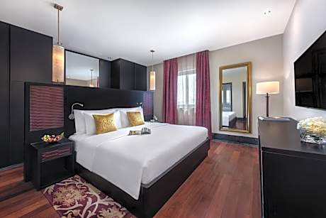 Battuta Suite With Free Shuttle Bus to Public Beach