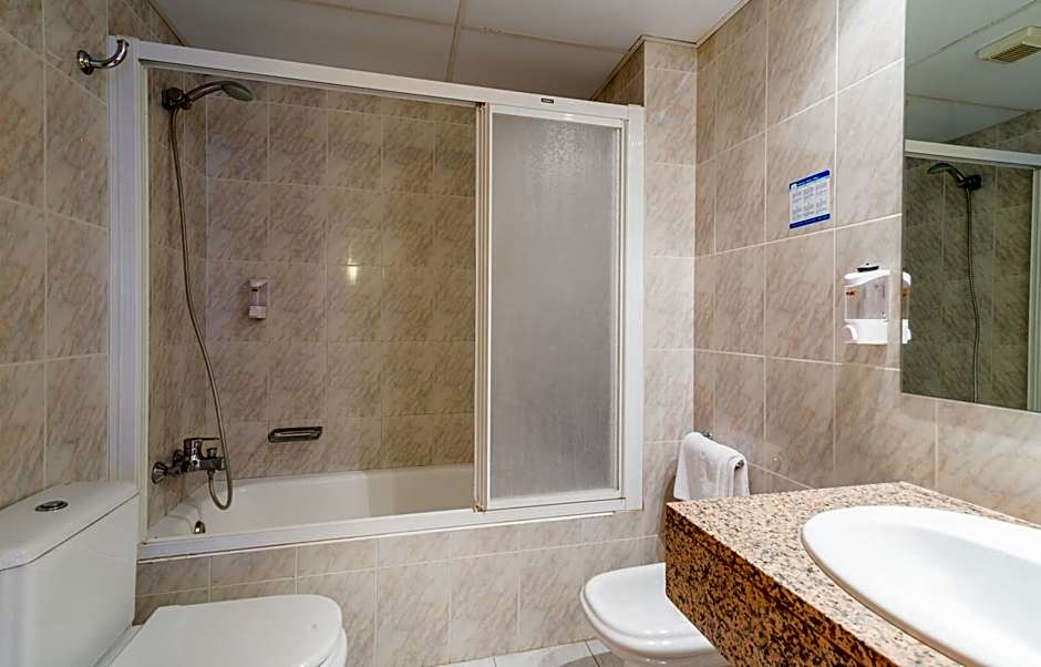Hotel & Diving Les Illes