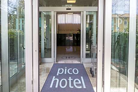 Hotel Pico