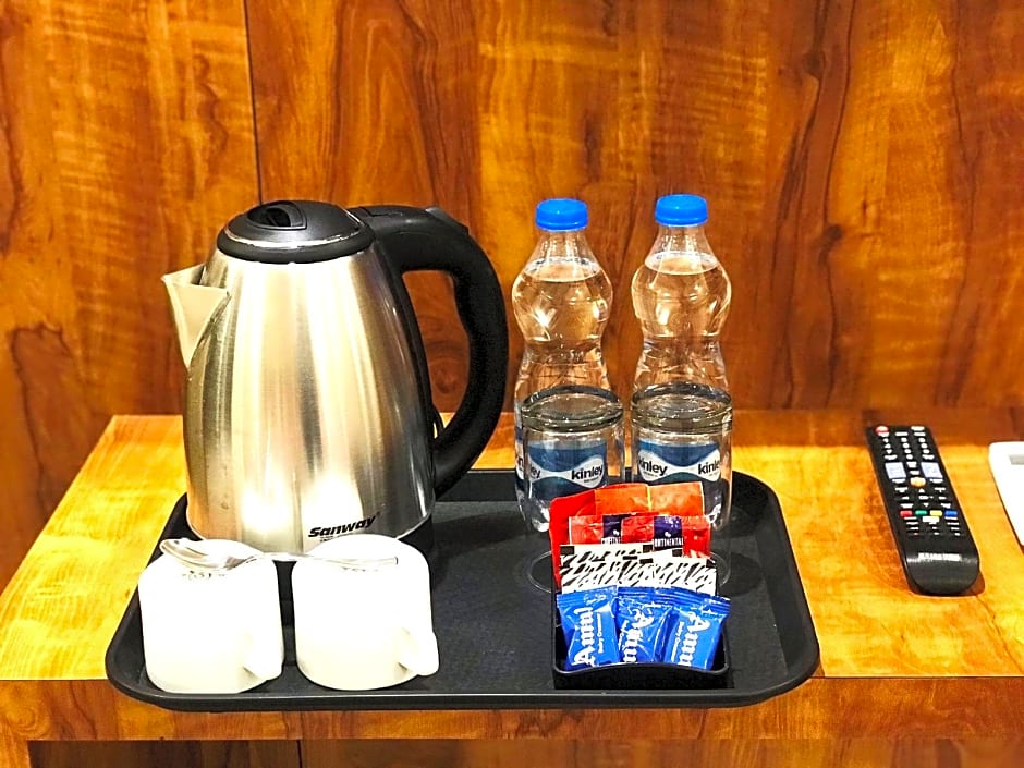 Hampton Hotel - 200 mt from Golden Temple 