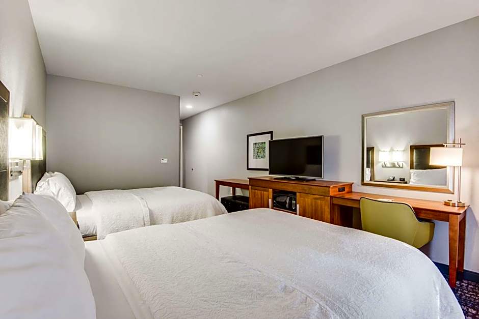 Hampton Inn By Hilton & Suites Dallas/Ft. Worth Airport South