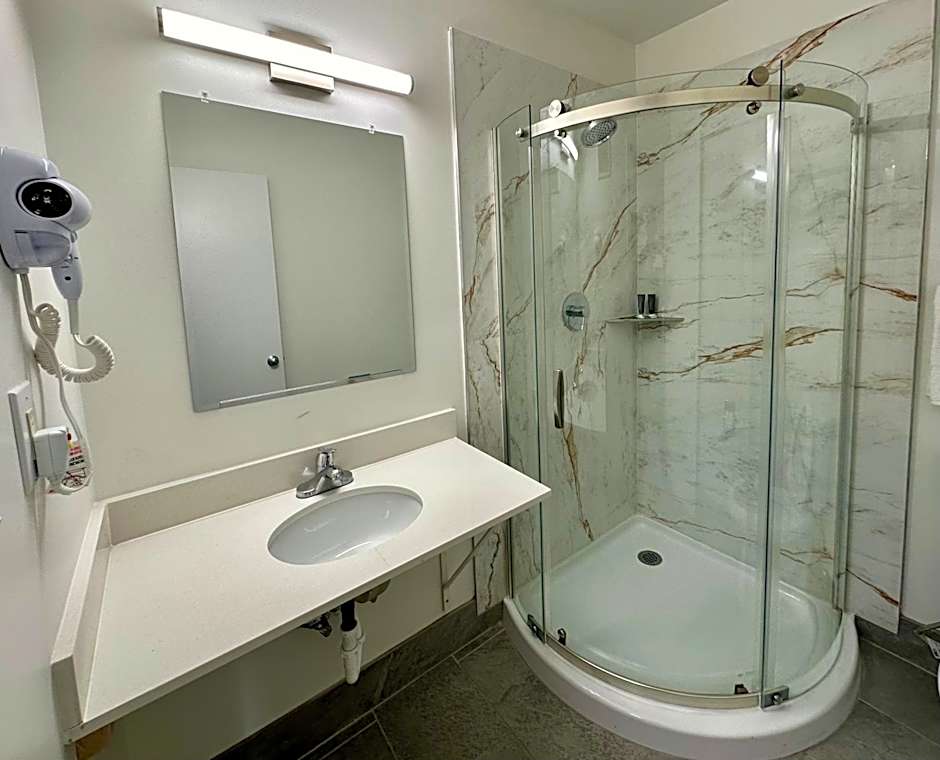 Royal Inn and Suites Charlotte Airport