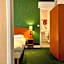 Logis Hôtel & Restaurant - Le Saint-Louis