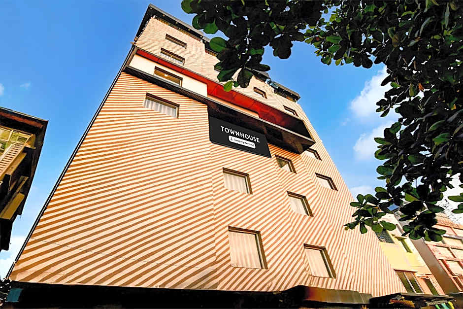 Super Townhouse VIP Road Formerly The Sky